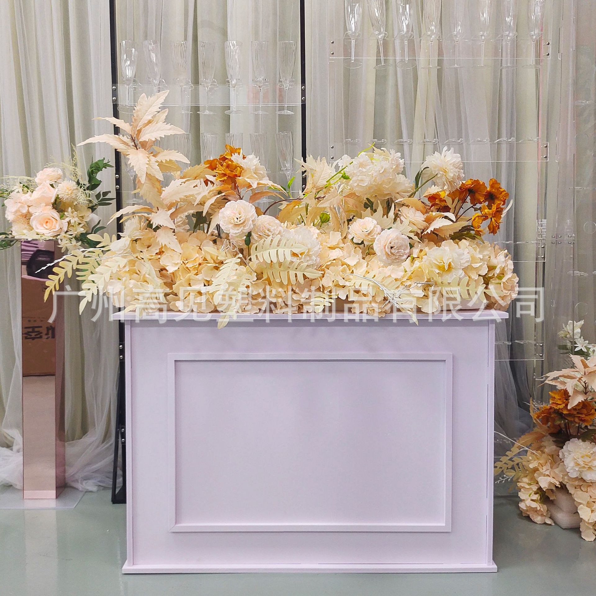 Римская колонна, оформление св – обзор и цена Supply Wedding Venue